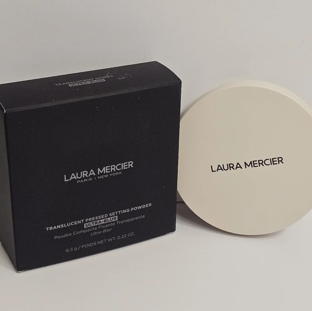 Laura Mercier ultra blur translucent pressed setting powder compact makeup new